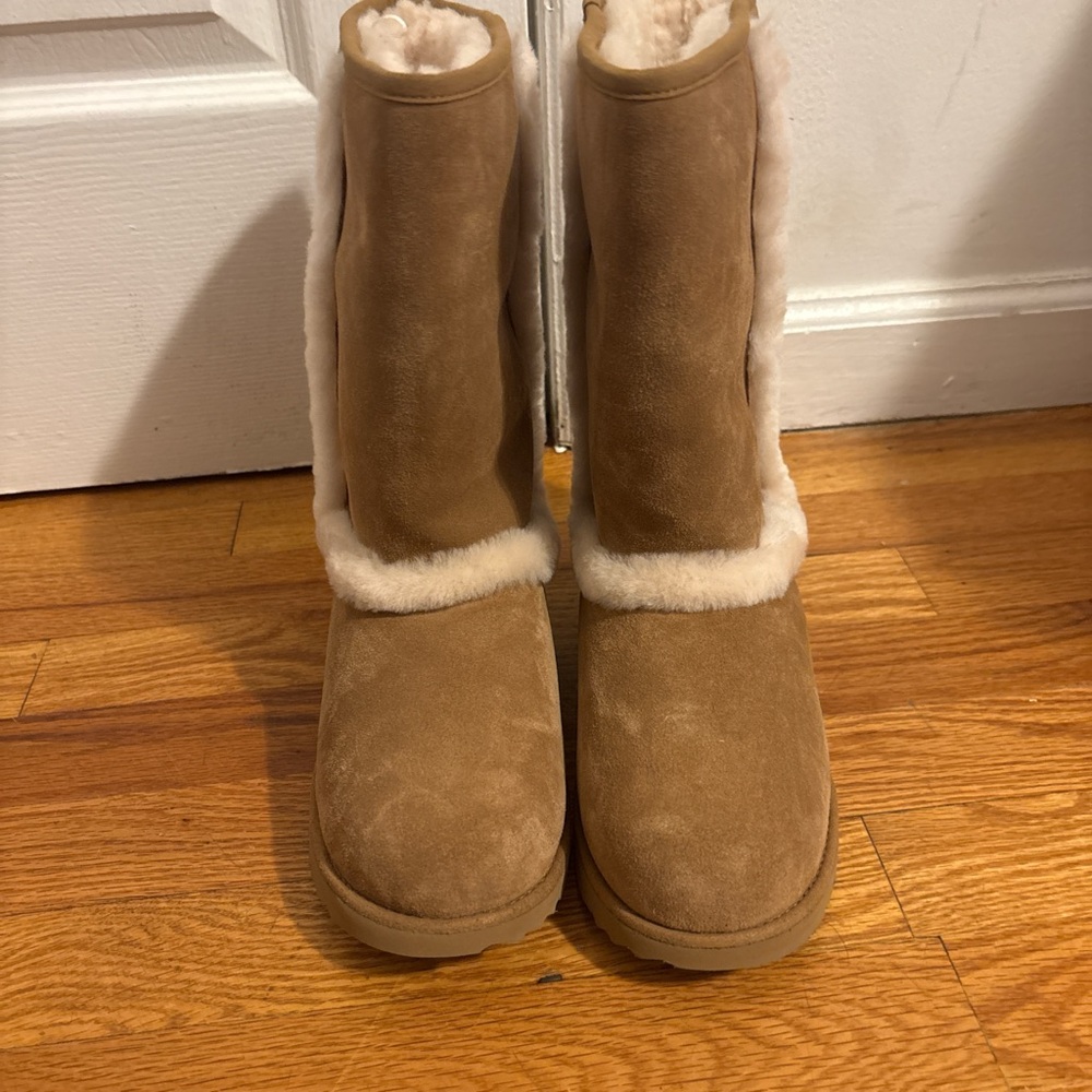 brand new uggs never worn